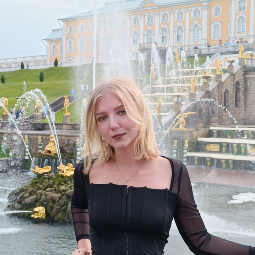 Полина